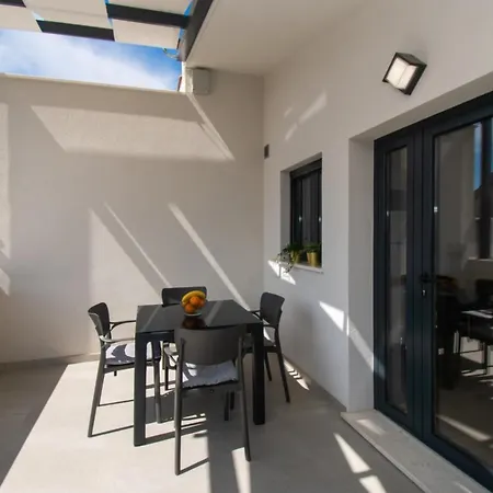 Apartmani Monika Zaboric Exterior photo