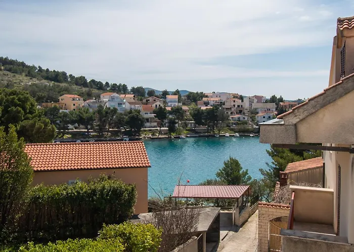 Apartmani Monika