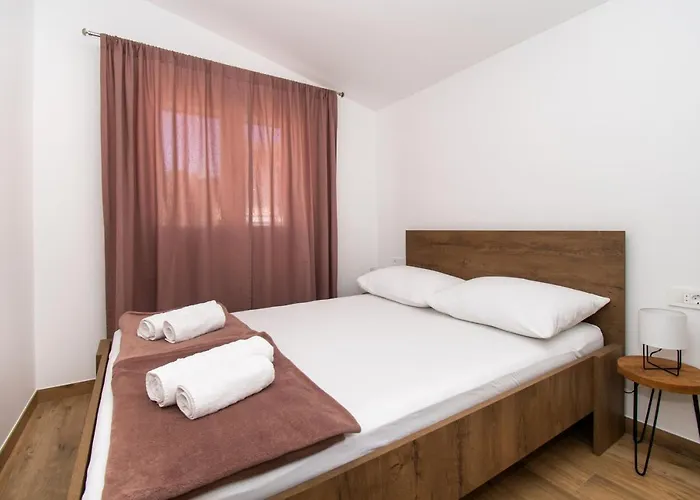Apartmani Monika