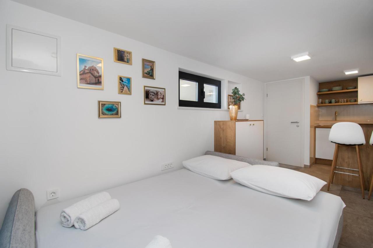 Monika Apartment *