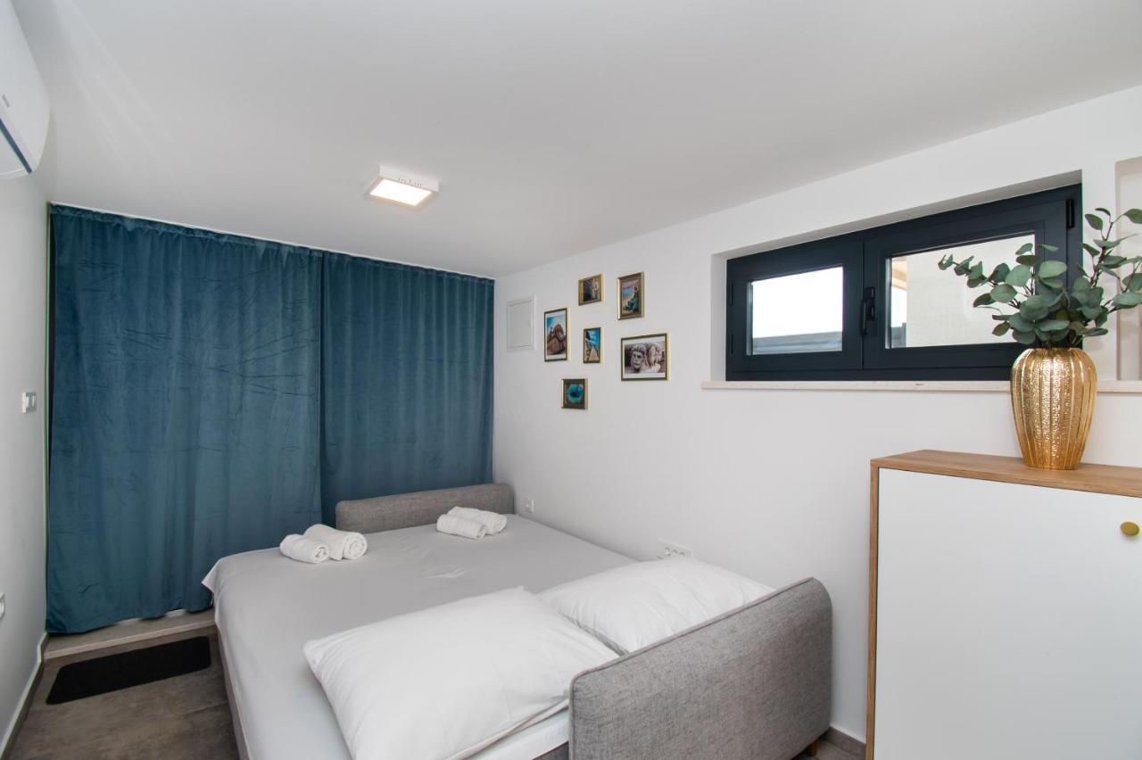Apartment Monika Zaboric