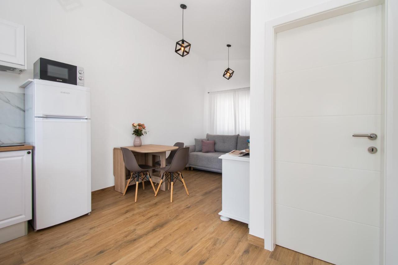 Monika Apartment